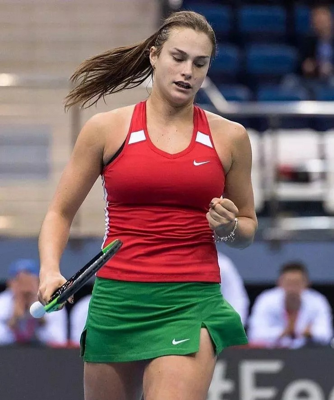 逆境中显得 逆境中显得