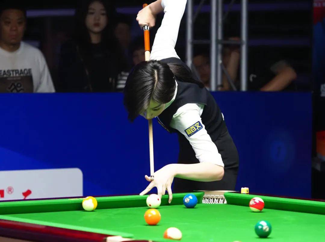 随着现代足 随着现代足