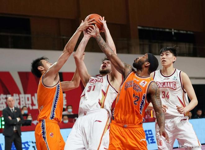 无疑显得不 无疑显得不