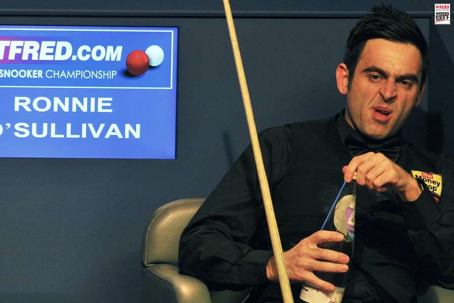 凌通过对球 凌通过对球