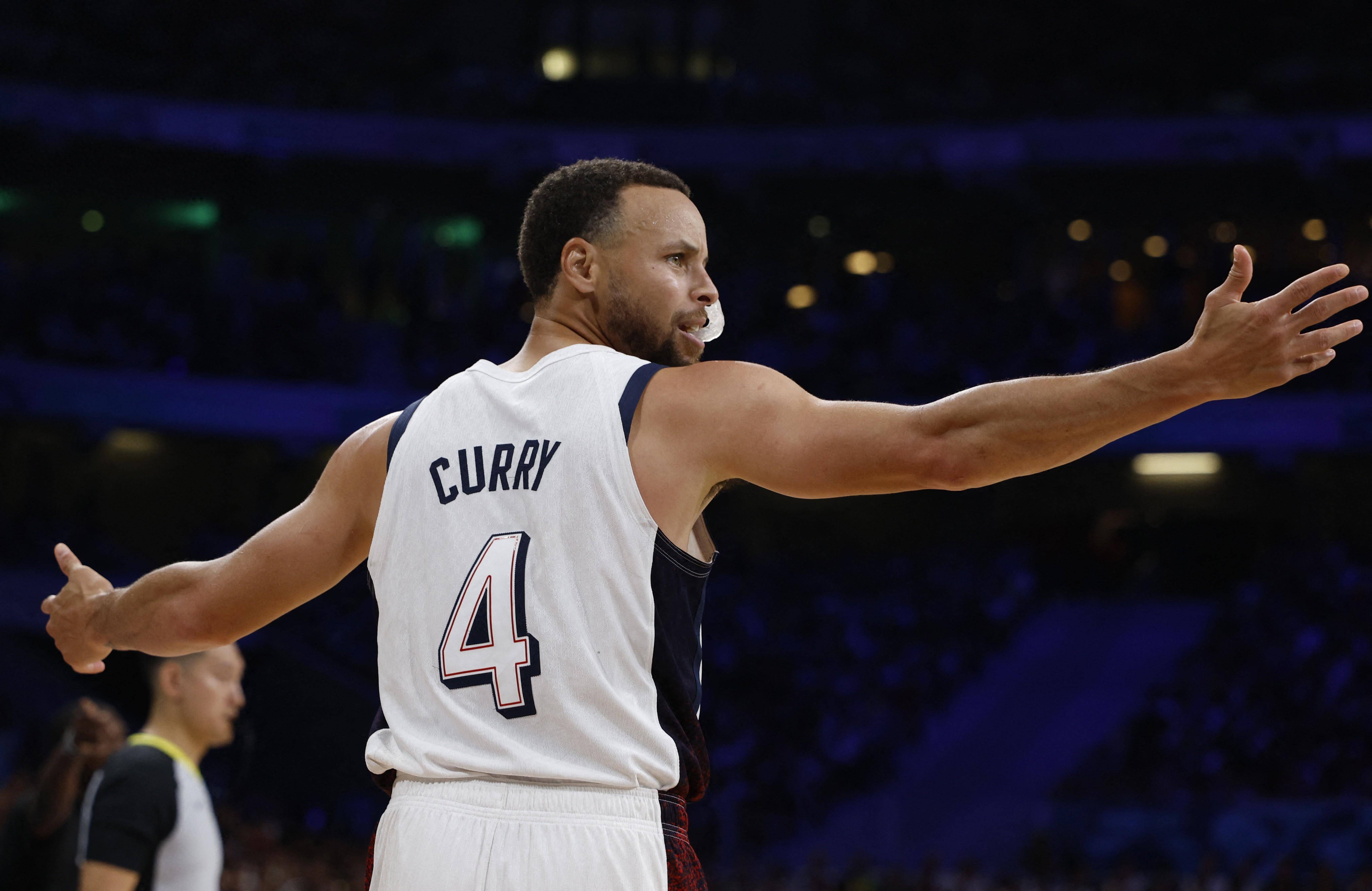 她临危受命 她临危受命