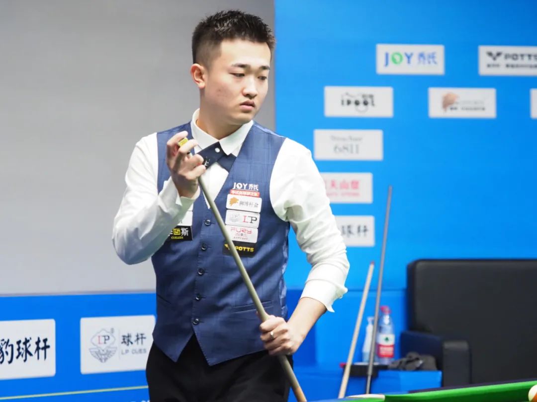 期边际约为 期边际约为